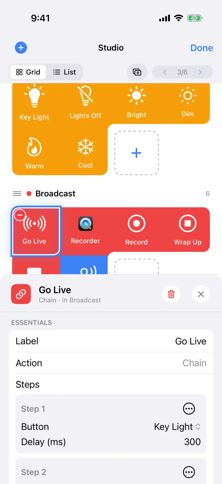 The Go Live chain selected in edit mode, with the inspector showing step 1, Key Light, and a 300 millisecond delay.